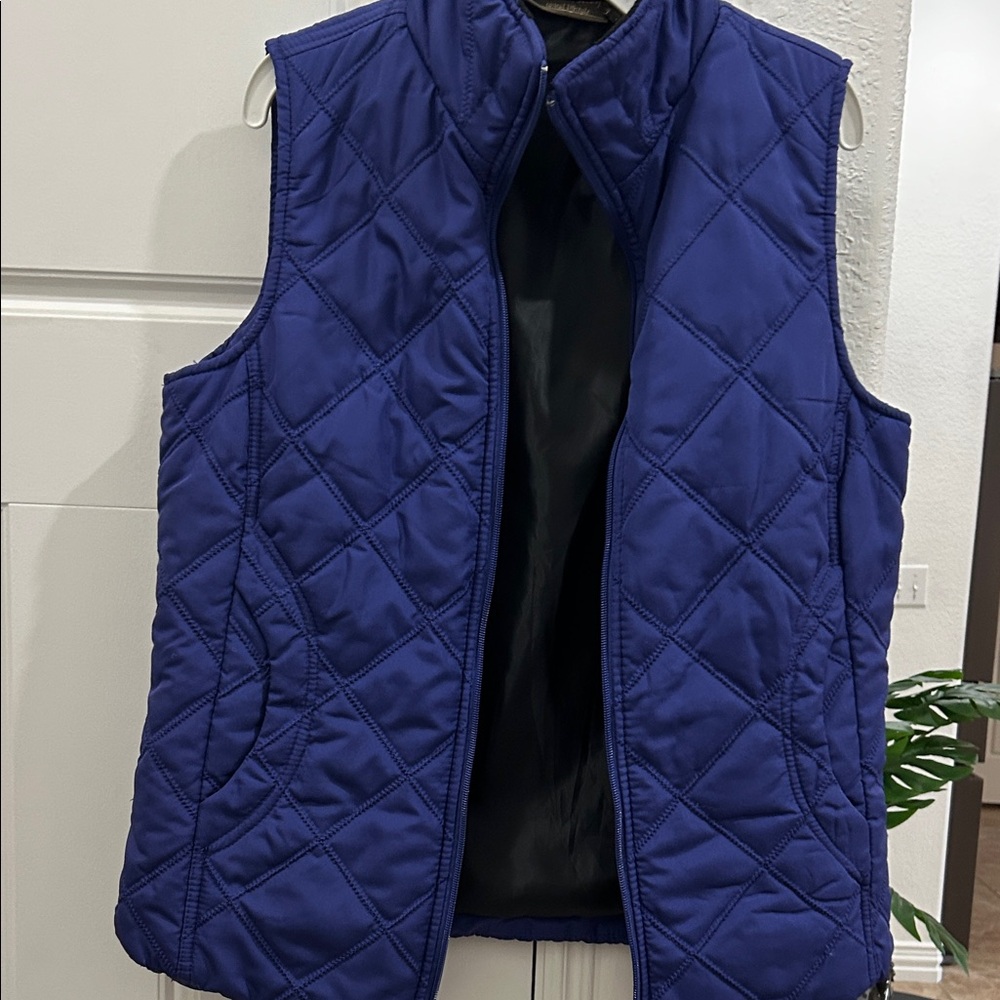 Jane Ashley Quilted Blue Vest - Picture 2 of 5